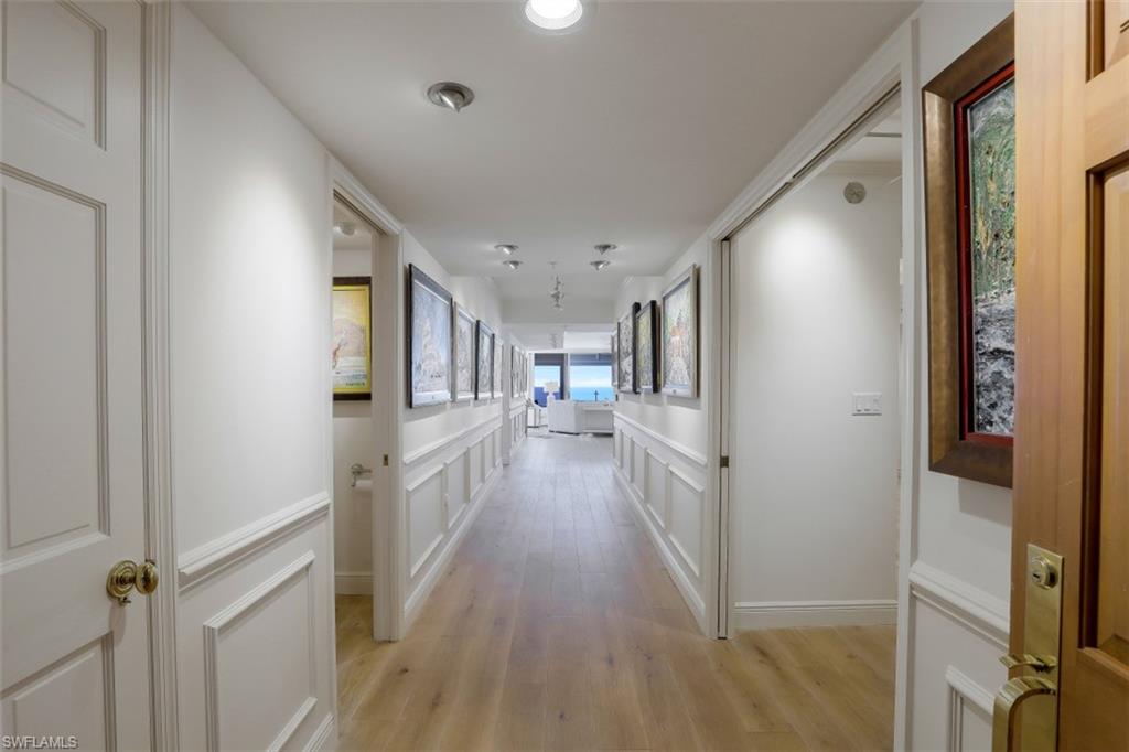 BEACH HOUSE AT NAPLES CAY - Residential