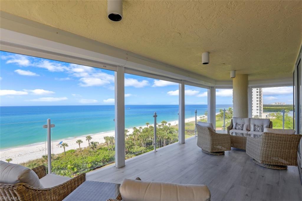 BEACH HOUSE AT NAPLES CAY - Residential