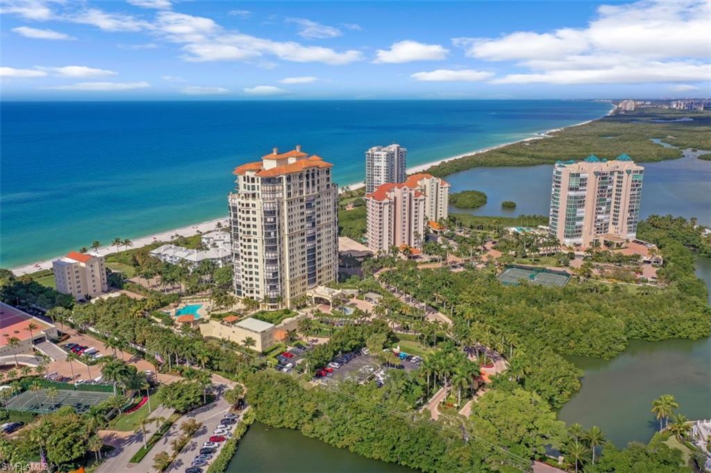 BEACH HOUSE AT NAPLES CAY - Residential