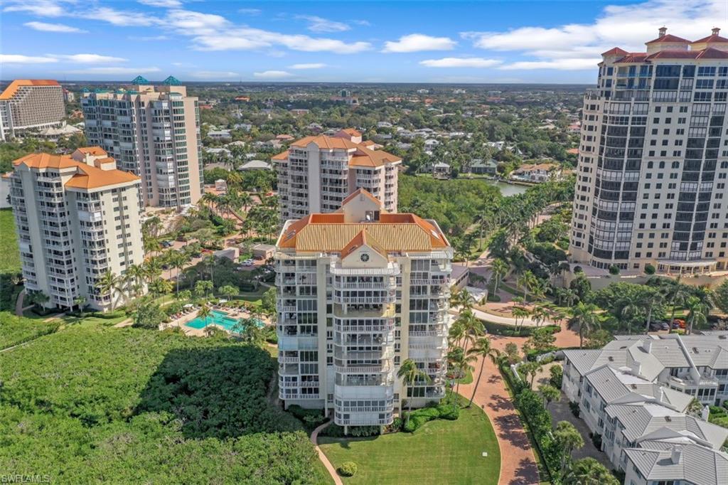 BEACH HOUSE AT NAPLES CAY - Residential