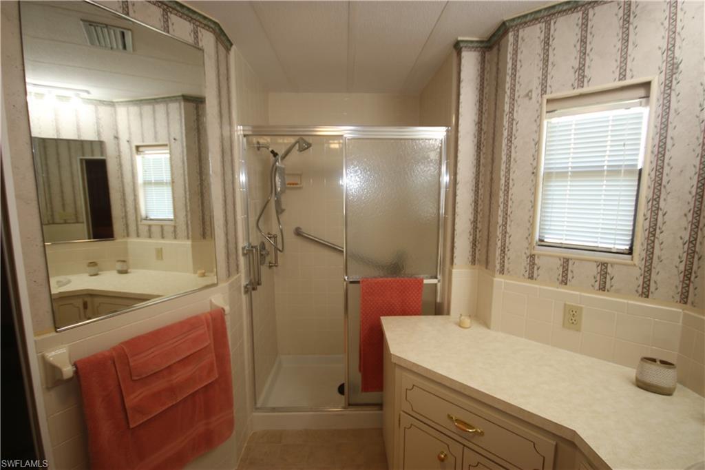 ENCHANTING SHORES - Residential