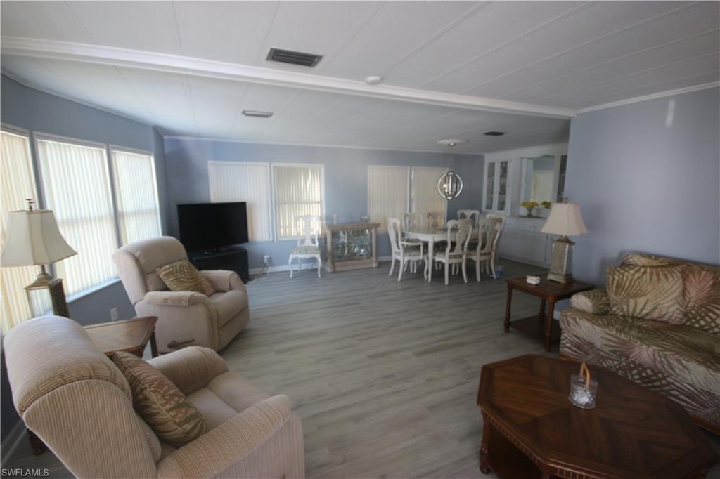 ENCHANTING SHORES - Residential