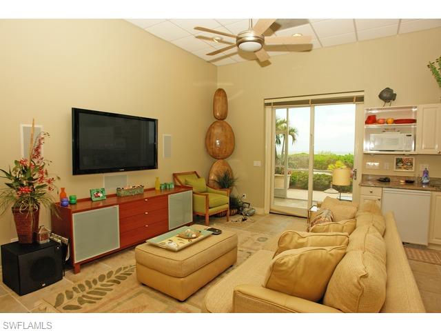 BAREFOOT BEACH - Residential