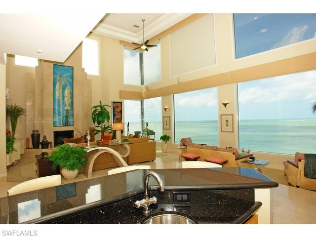 BAREFOOT BEACH - Residential