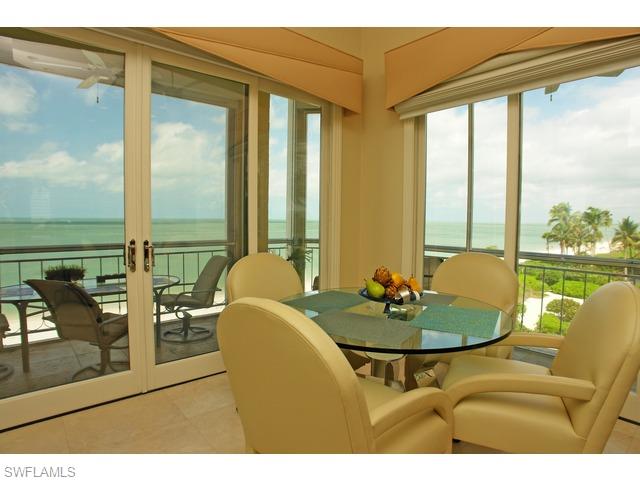 BAREFOOT BEACH - Residential