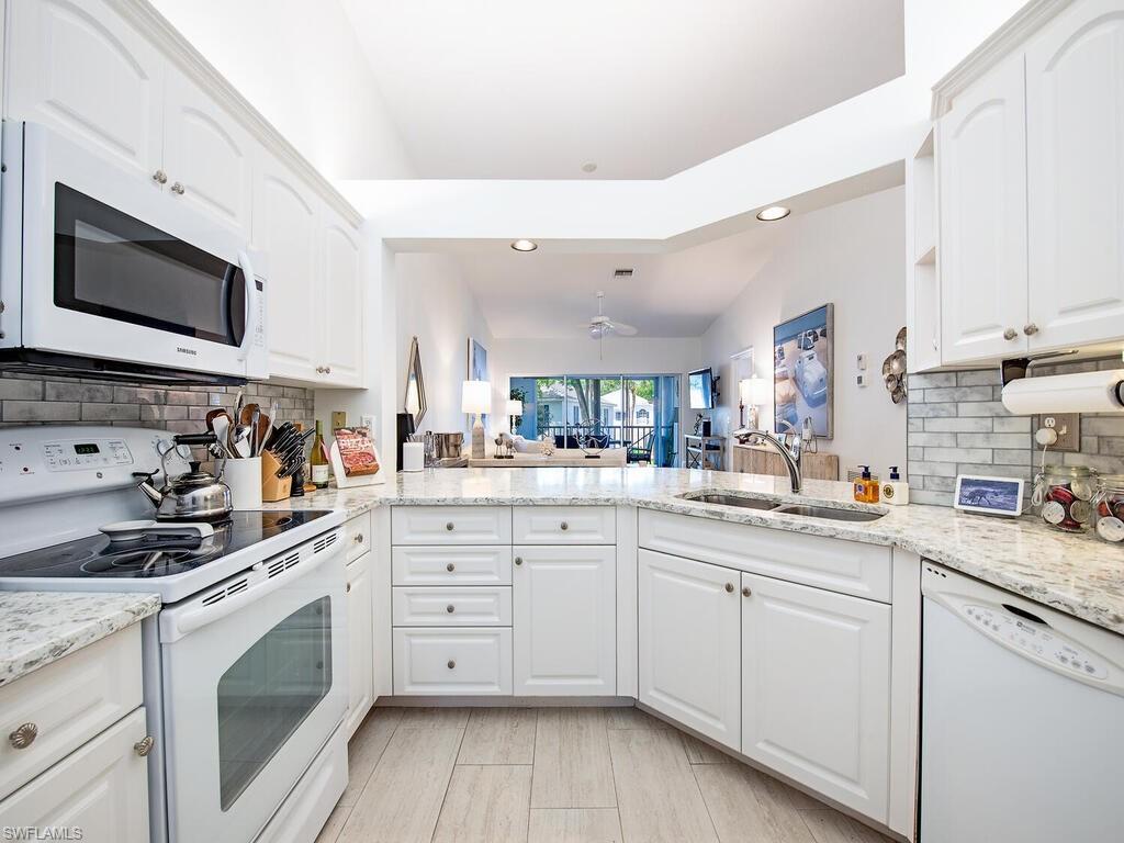 BARRINGTON CLUB - Residential