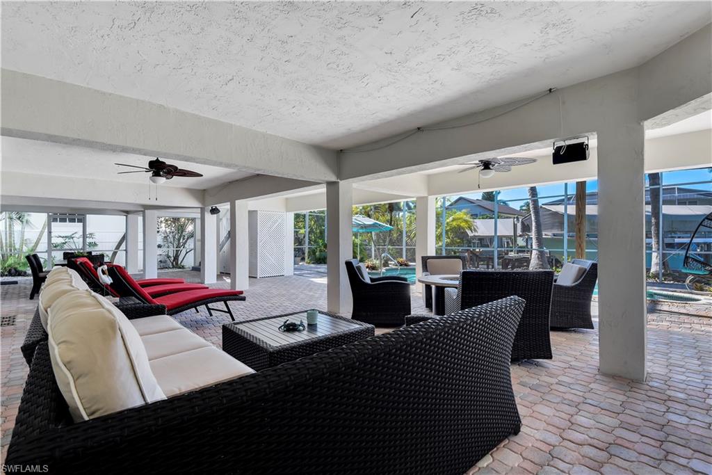 PALM ISLES - Residential