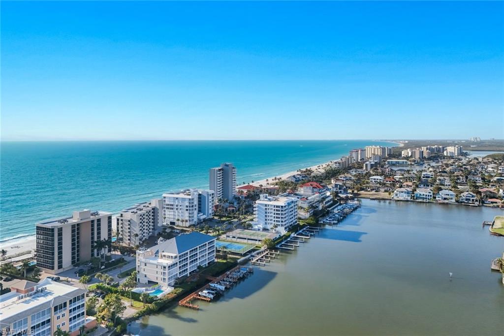 VILLAS OF VANDERBILT BEACH - Residential