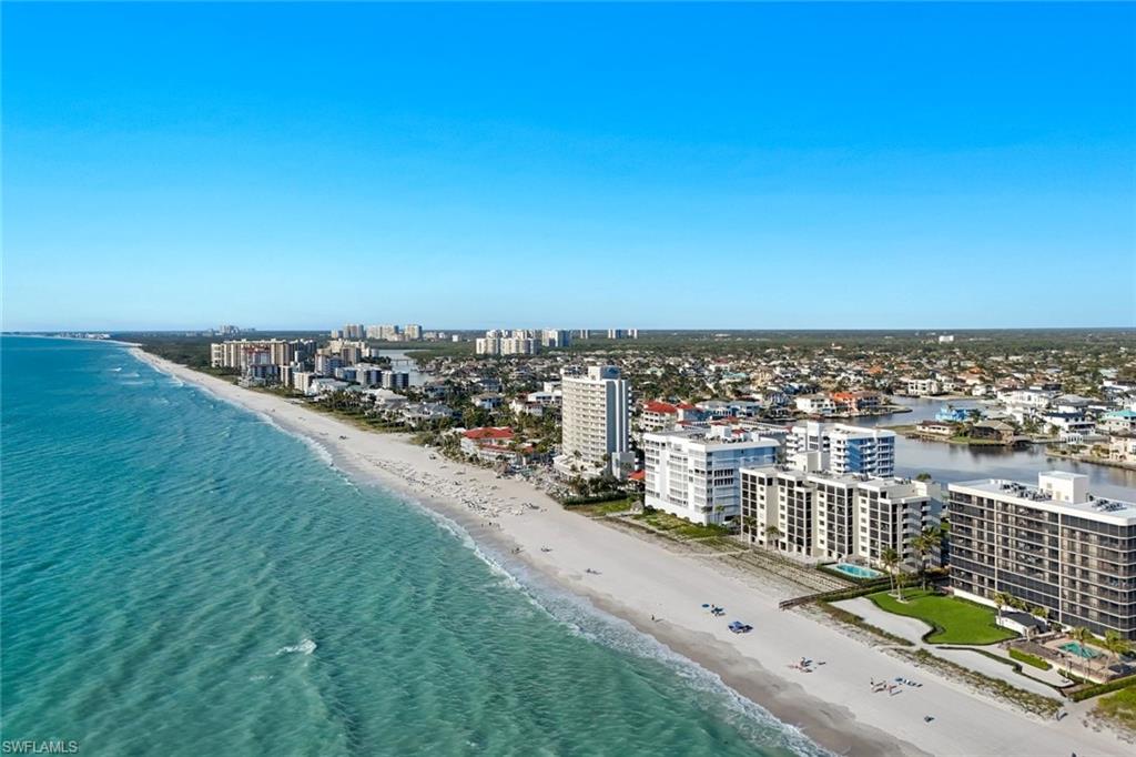 VILLAS OF VANDERBILT BEACH - Residential