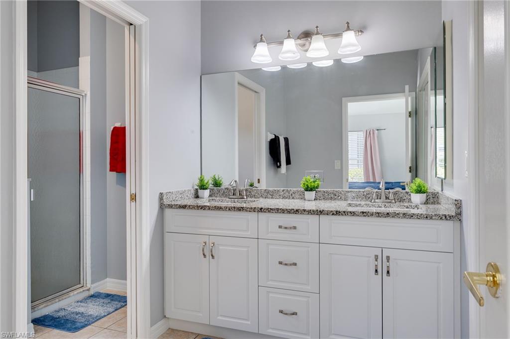 STONEYBROOK - Residential