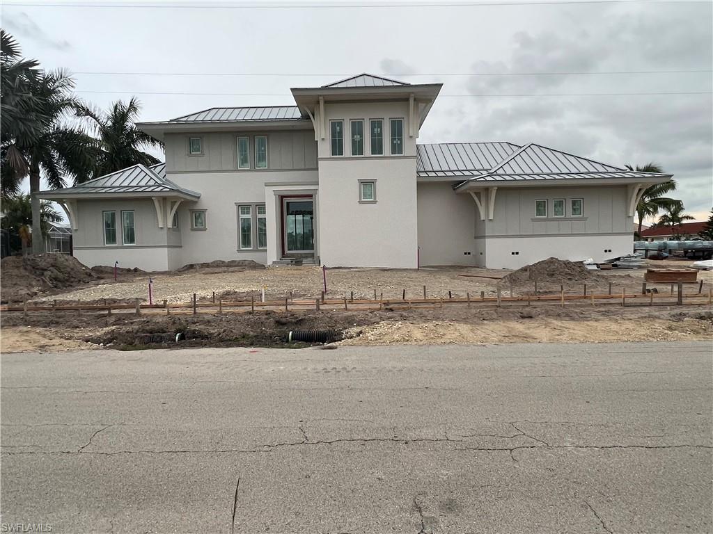 MARCO BEACH - Residential