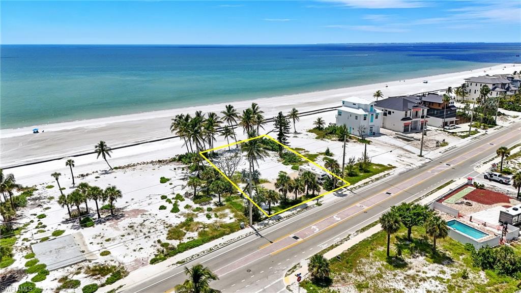 3880 Estero BLVD