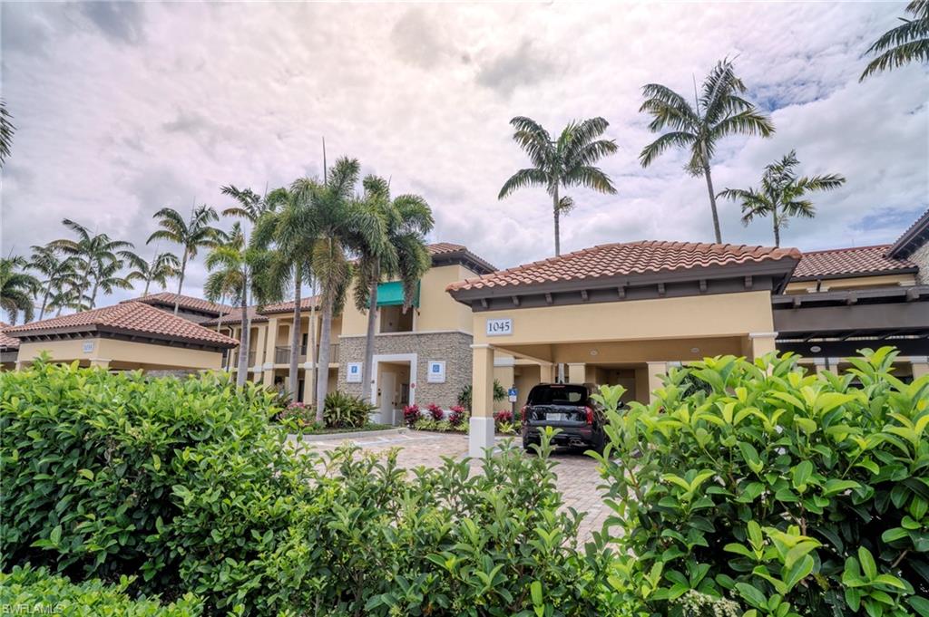 NAPLES BAY RESORT - Residential