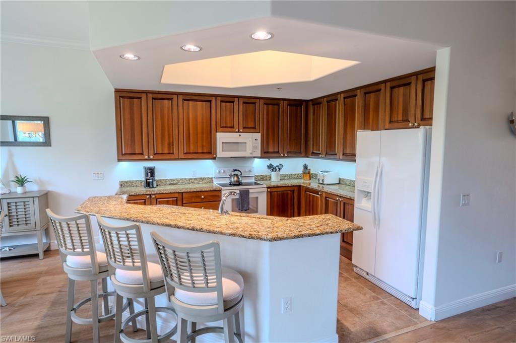 NAPLES BAY RESORT - Residential