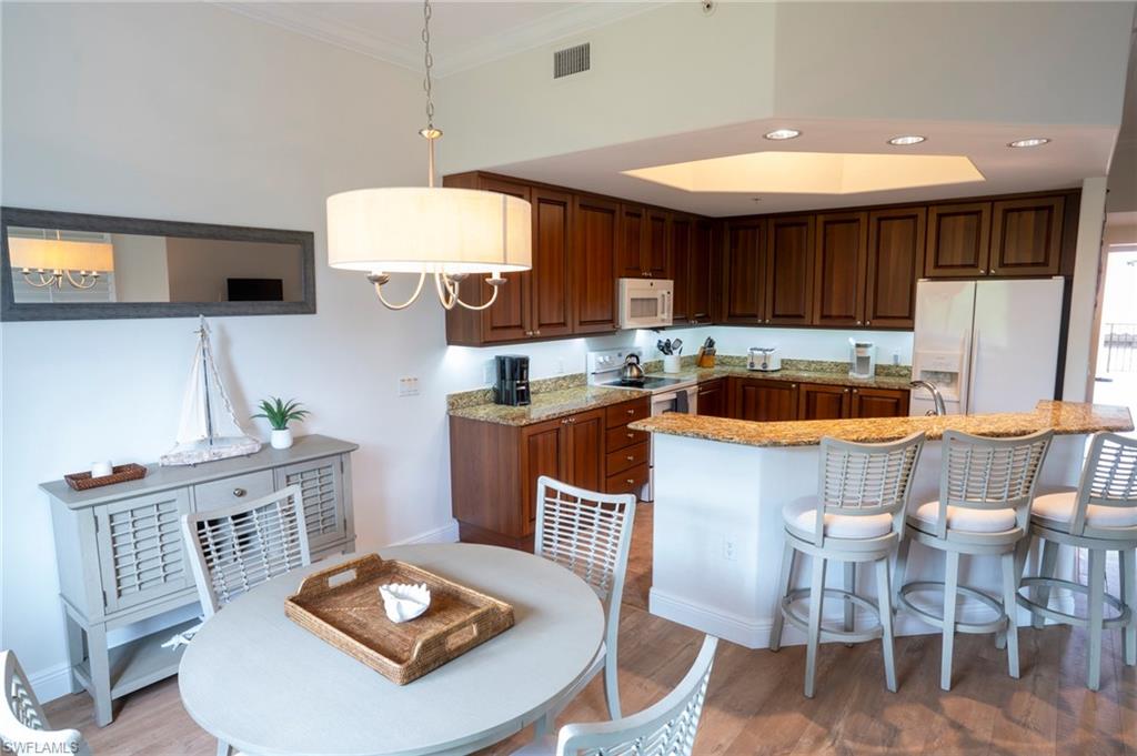 NAPLES BAY RESORT - Residential