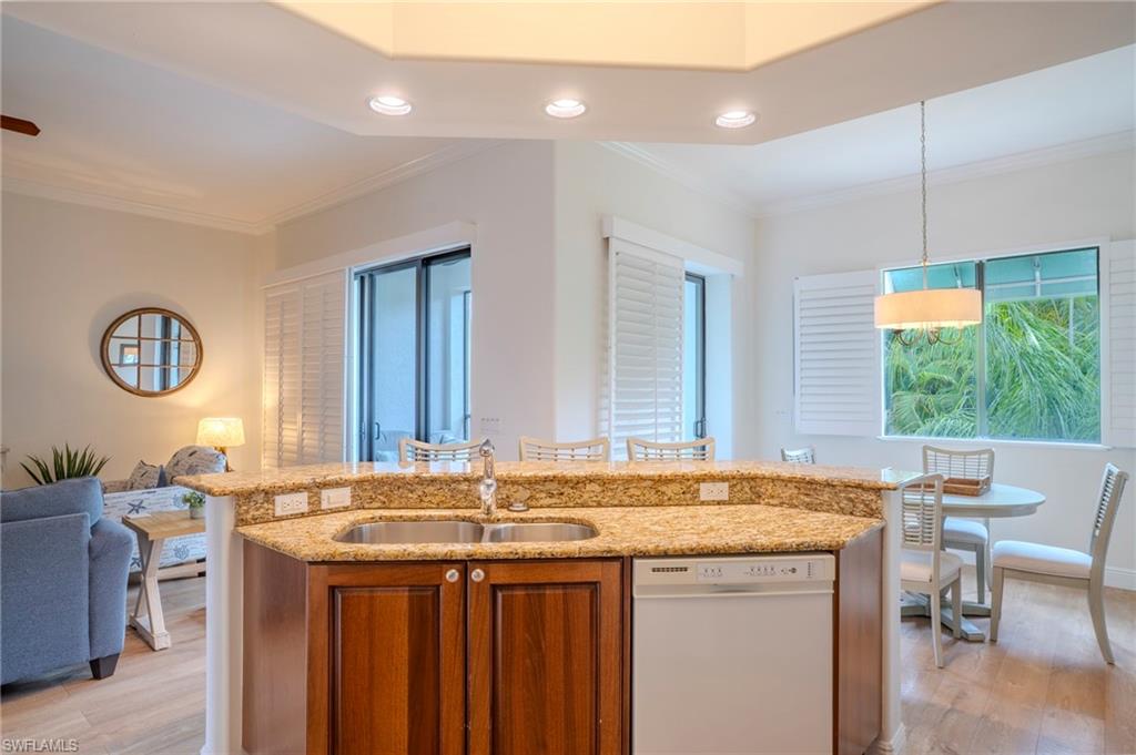 NAPLES BAY RESORT - Residential