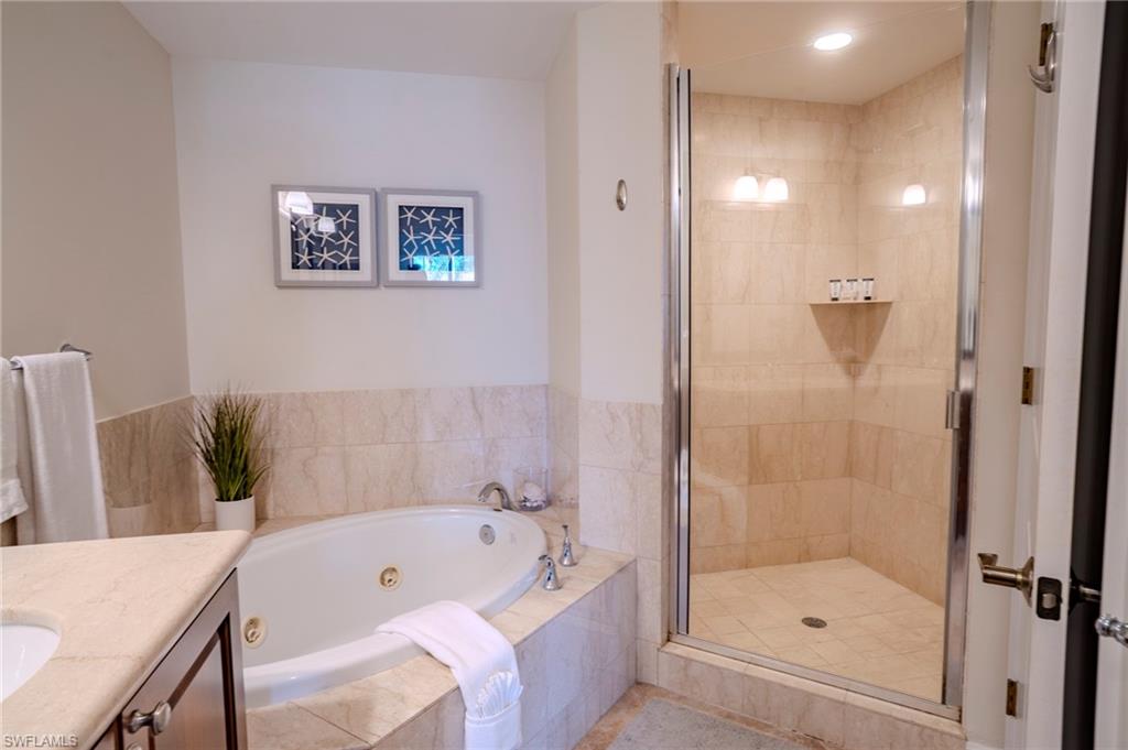 NAPLES BAY RESORT - Residential