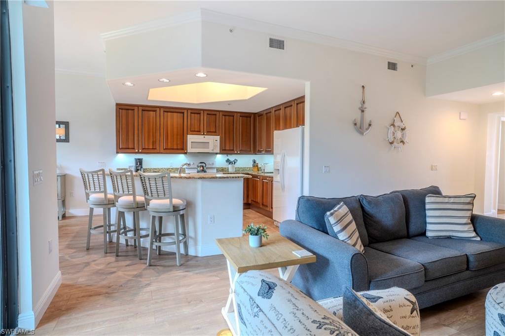 NAPLES BAY RESORT - Residential