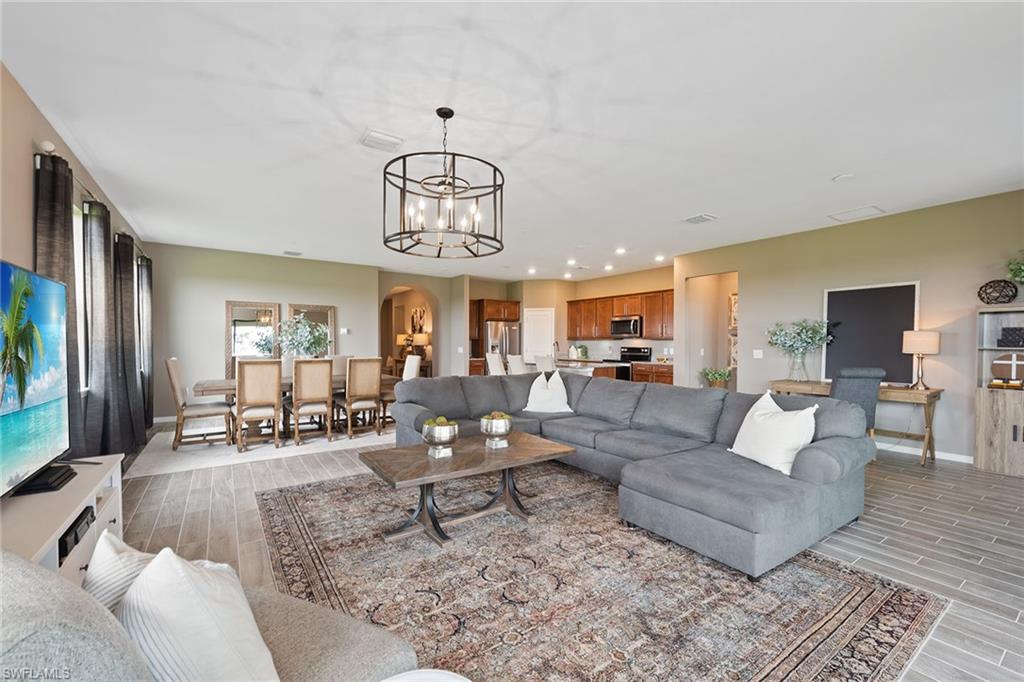 AVALON PARK - Residential