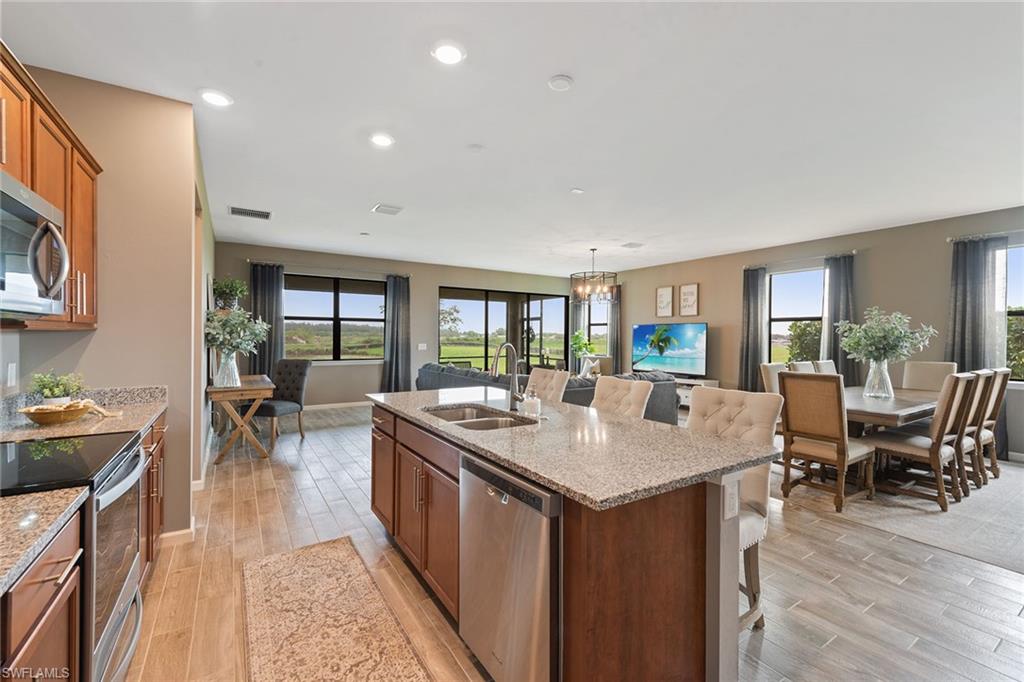 AVALON PARK - Residential