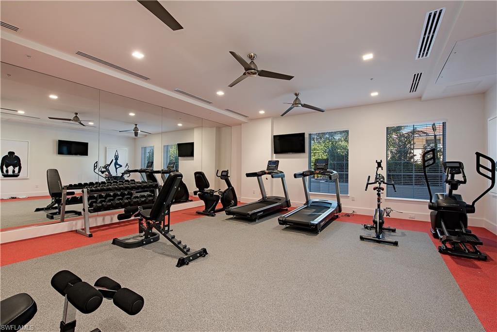 RESIDENCES AT 5TH & 5TH - Residential