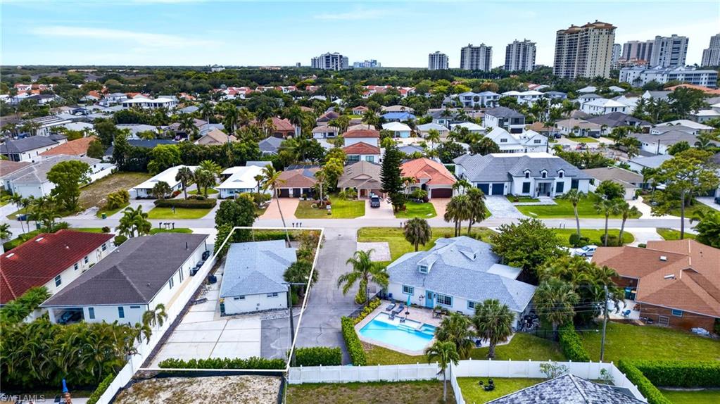 NAPLES PARK - Residential