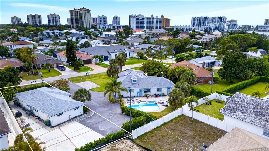 NAPLES PARK - Residential