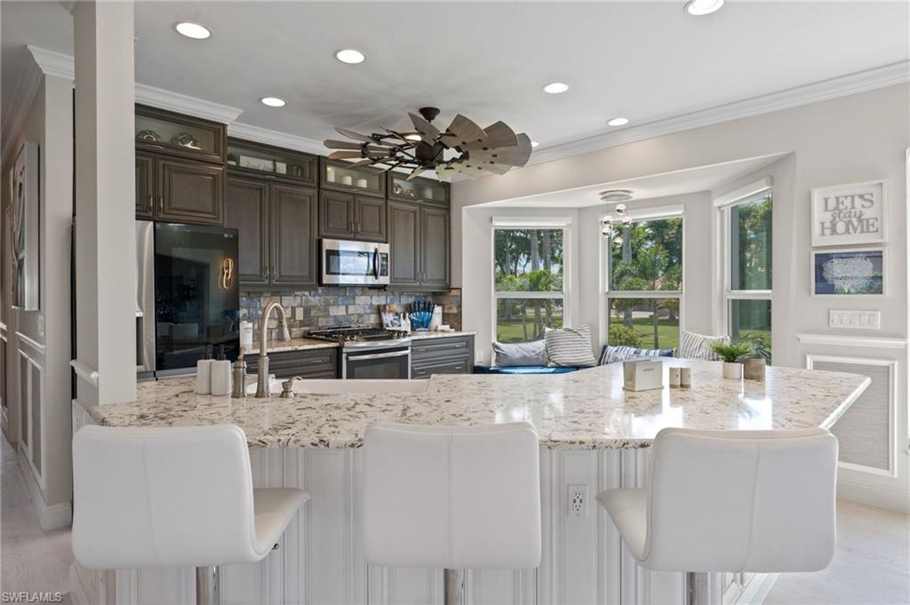 5550 Harborage DR