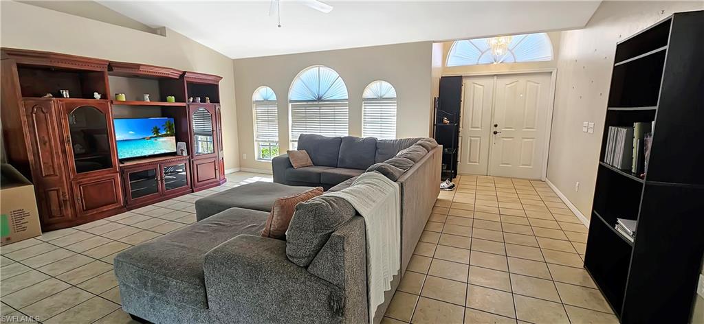 SAN CARLOS PARK - Residential