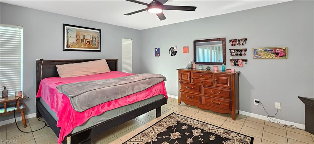 SAN CARLOS PARK - Residential