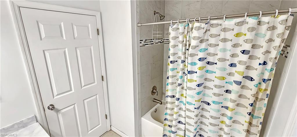 SAN CARLOS PARK - Residential