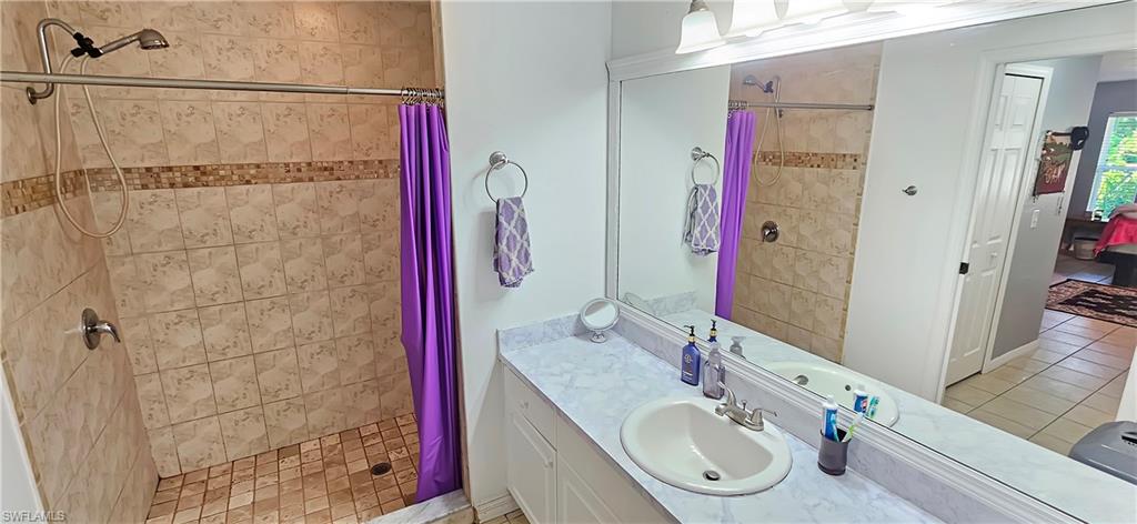 SAN CARLOS PARK - Residential