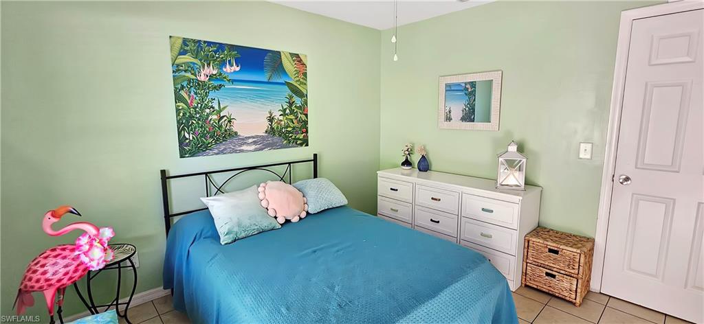 SAN CARLOS PARK - Residential