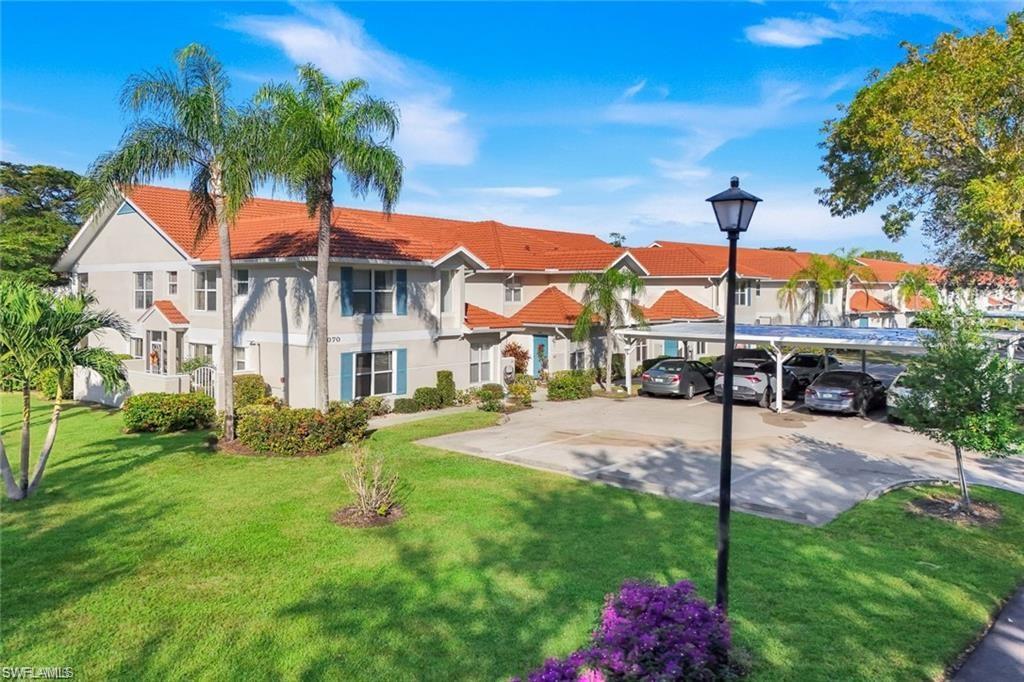 LAKEVIEW AT CARLTON LAKES - Residential Lease