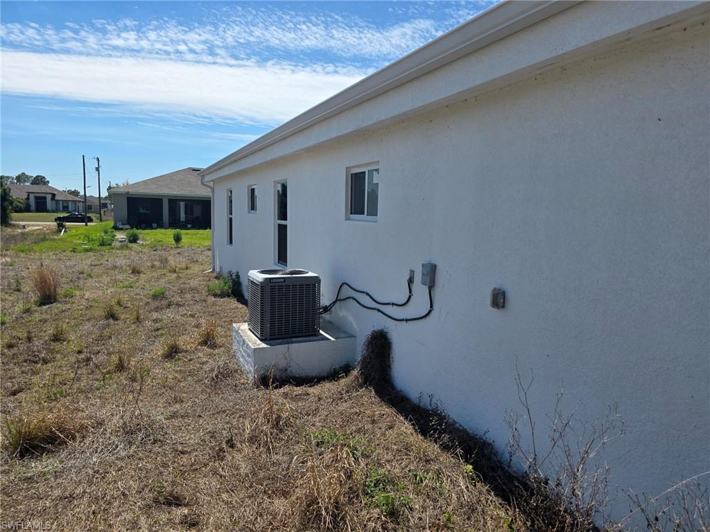 LEHIGH ACRES - Residential