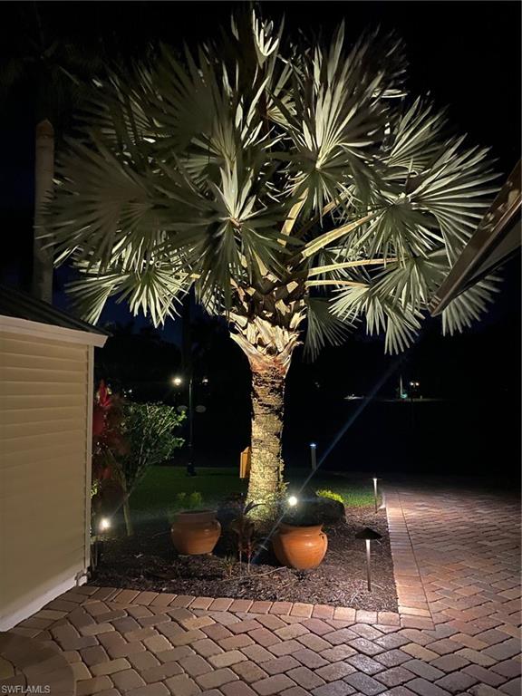 RIVERBEND MOTORCOACH RESORT - Land