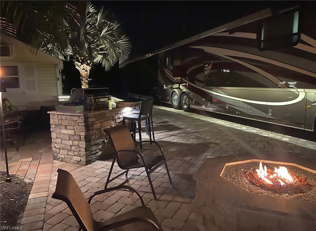 RIVERBEND MOTORCOACH RESORT - Land