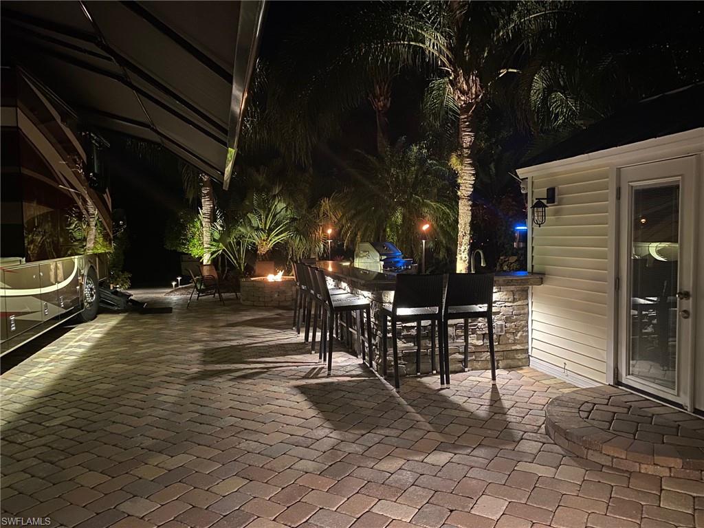 RIVERBEND MOTORCOACH RESORT - Land