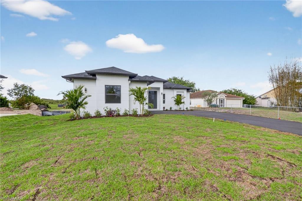 GOLDEN GATE ESTATES - Residential