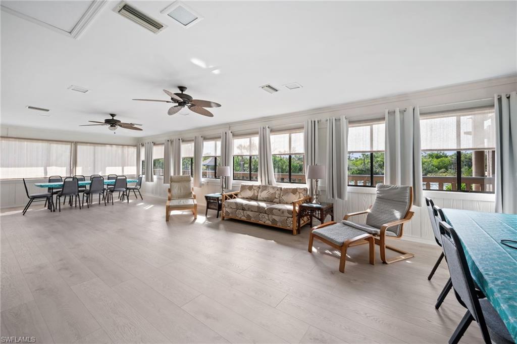 ISLAND PARK VILLAGE - Residential