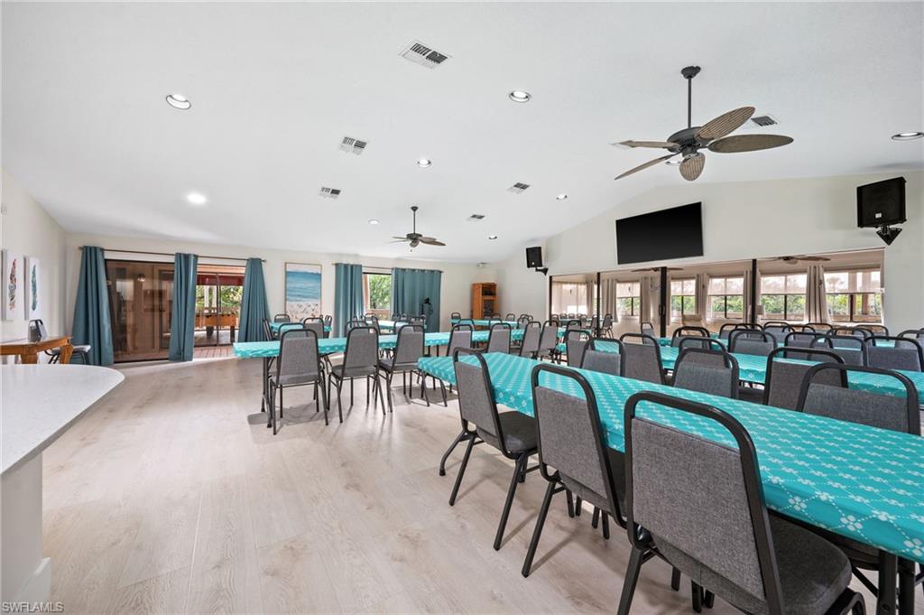 ISLAND PARK VILLAGE - Residential