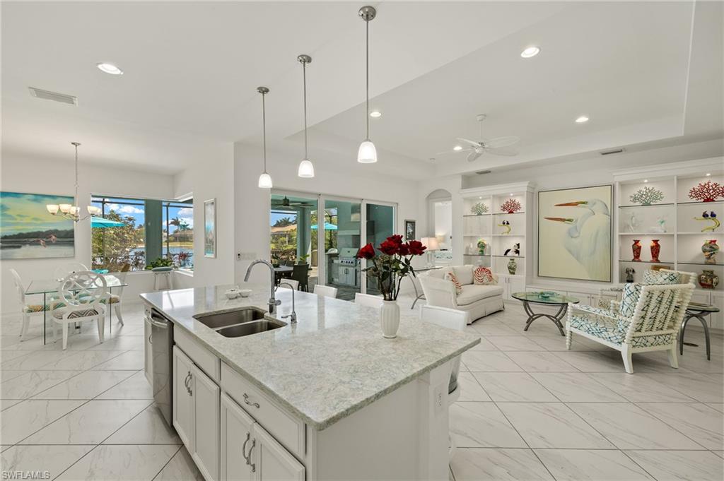 SAVANNAH LAKES - Residential