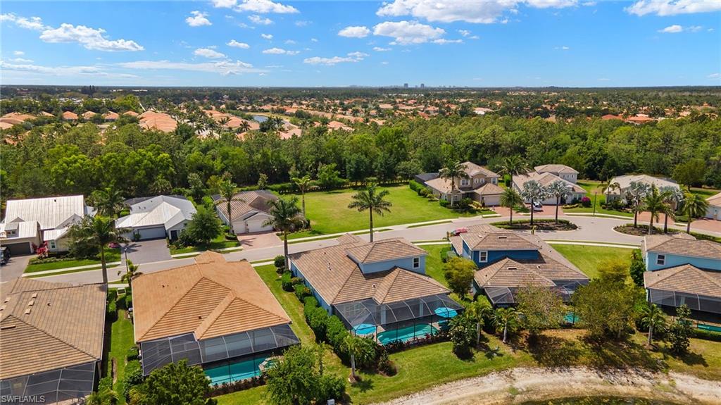 SAVANNAH LAKES - Residential