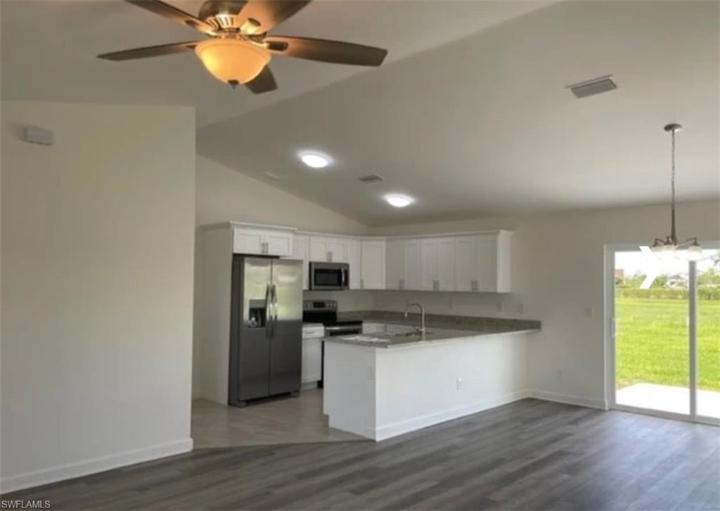 CAPE CORAL - Residential Lease