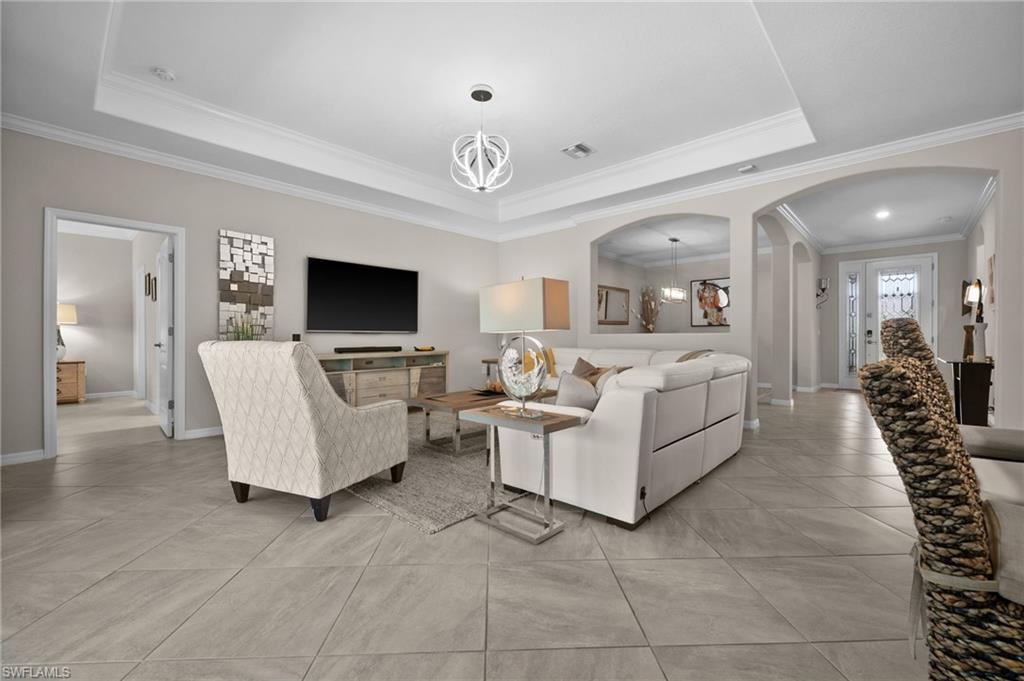 11880 Hickory Estate CIR