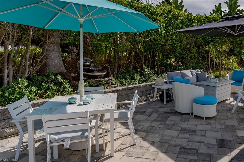 NAPLES MOTORCOACH RESORT - Land