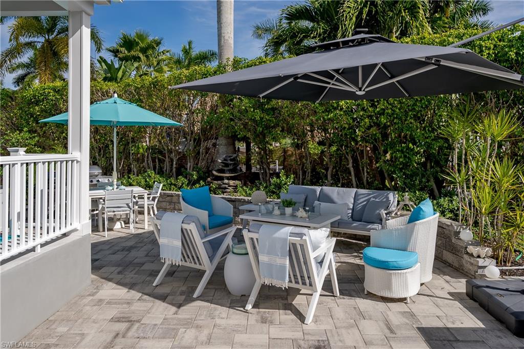 NAPLES MOTORCOACH RESORT - Land