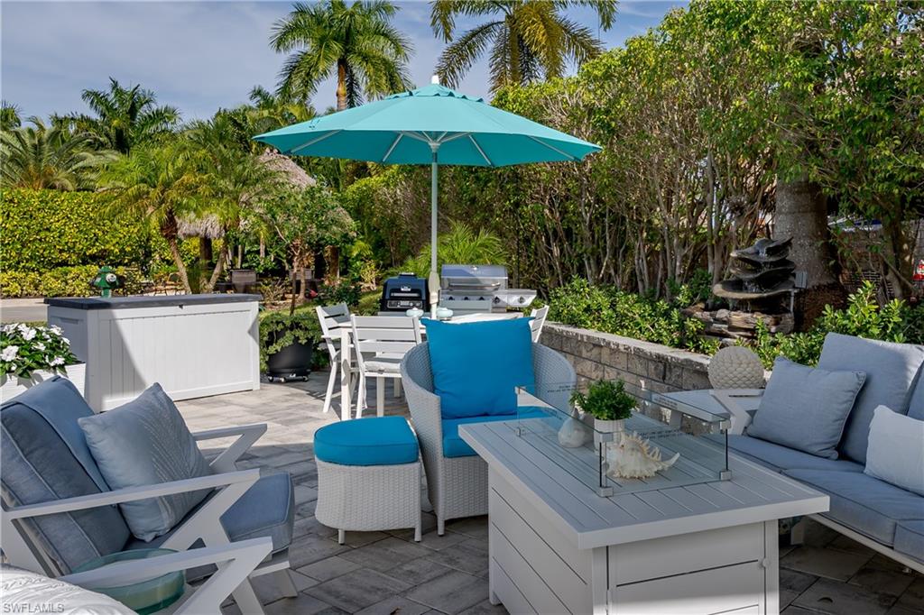 NAPLES MOTORCOACH RESORT - Land