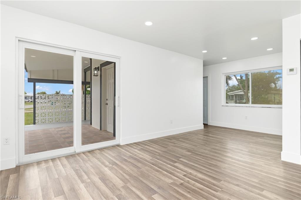 PORT CHARLOTTE - Residential