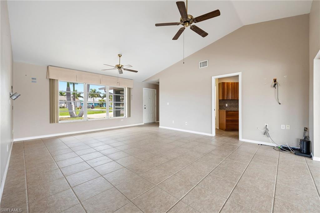 CAPE CORAL - Residential